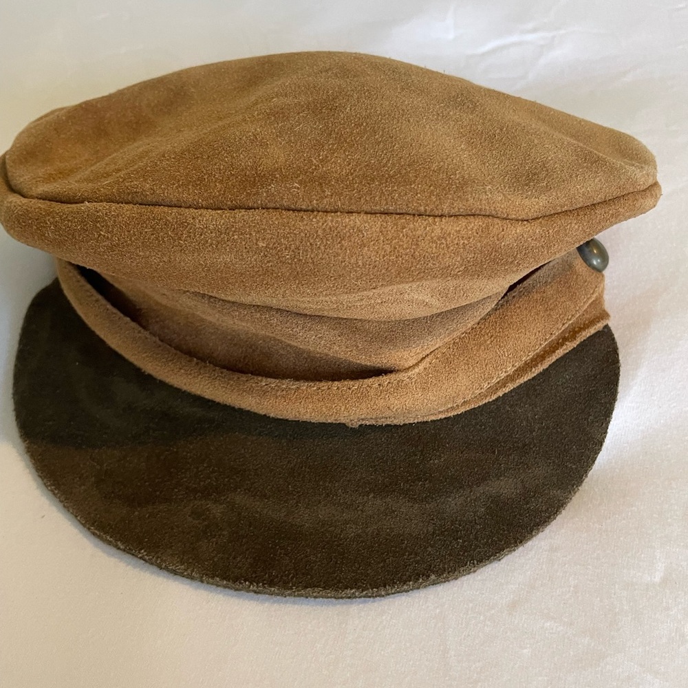 Lack of colour cap hat